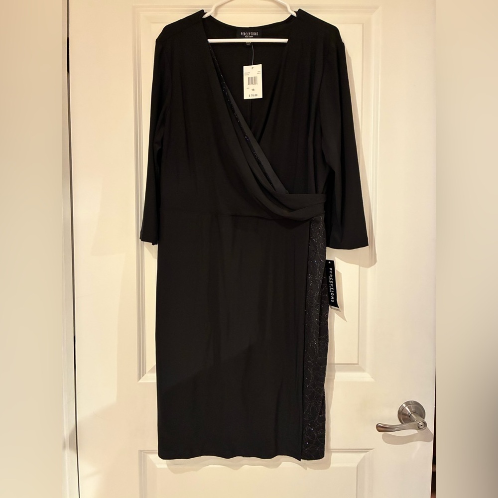 Adrianna Papell Black Sheath Wrap Dress V-Neck 3/4 Sleeve